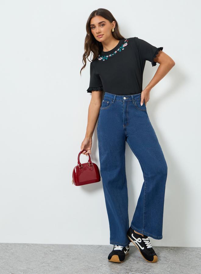 ستايلي جينز بقصة أرجل واسعة وخصر عالي - Image 4